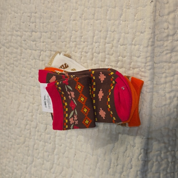 3 pair holiday socks Three - Picture 4 of 4